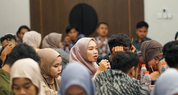 Winda Sari (Aktivis Perempuan, Pengurus Kohati BADKO Jabodetabeka-Banten)