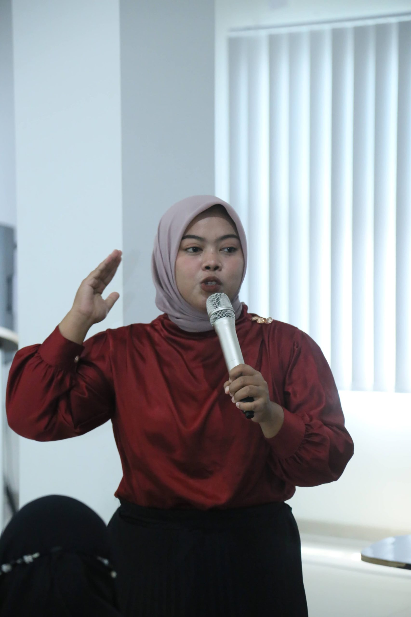 Winah Setiawati, S.H Ketua Pengurus Koordinator Cabang Pergerakan Mahasiswa Islam Indonesia (PKC PMII) Banten